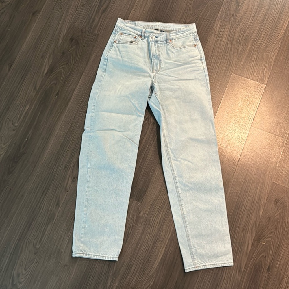American Eagle straight leg jeans